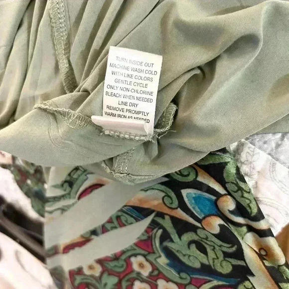 One World long sleeved shirt - Picture 5 of 5